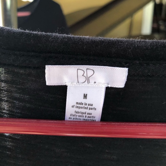 BP short sleeve knot front top NWT size medium - Picture 3 of 5